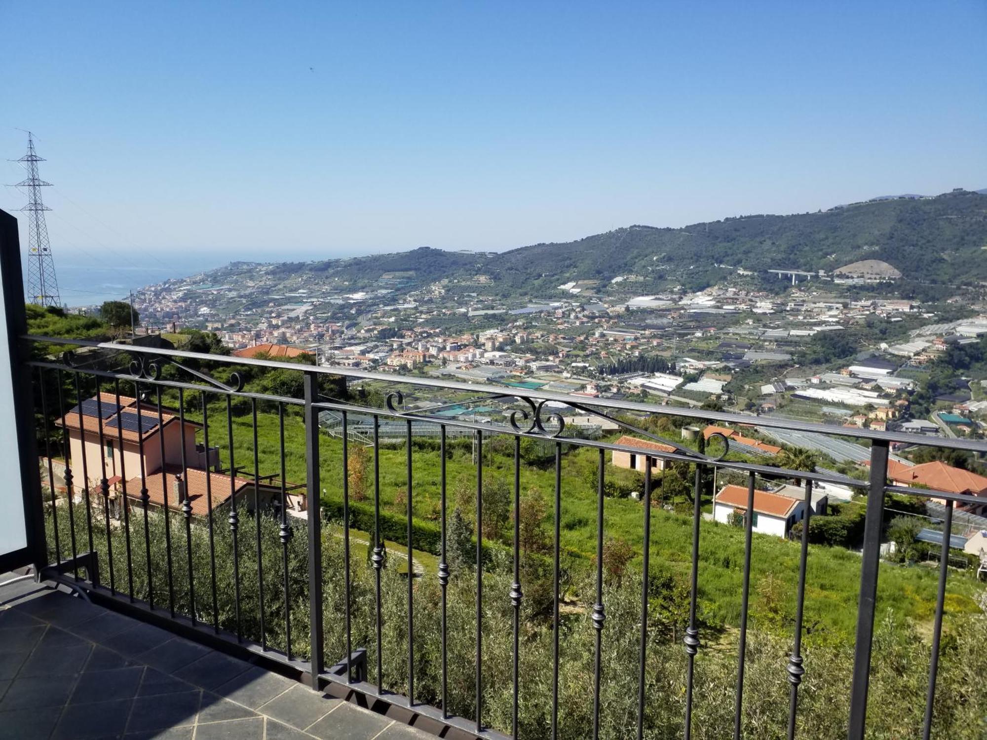 مبيت وإفطار كاستيلارو La Vista Del Poggio المظهر الخارجي الصورة